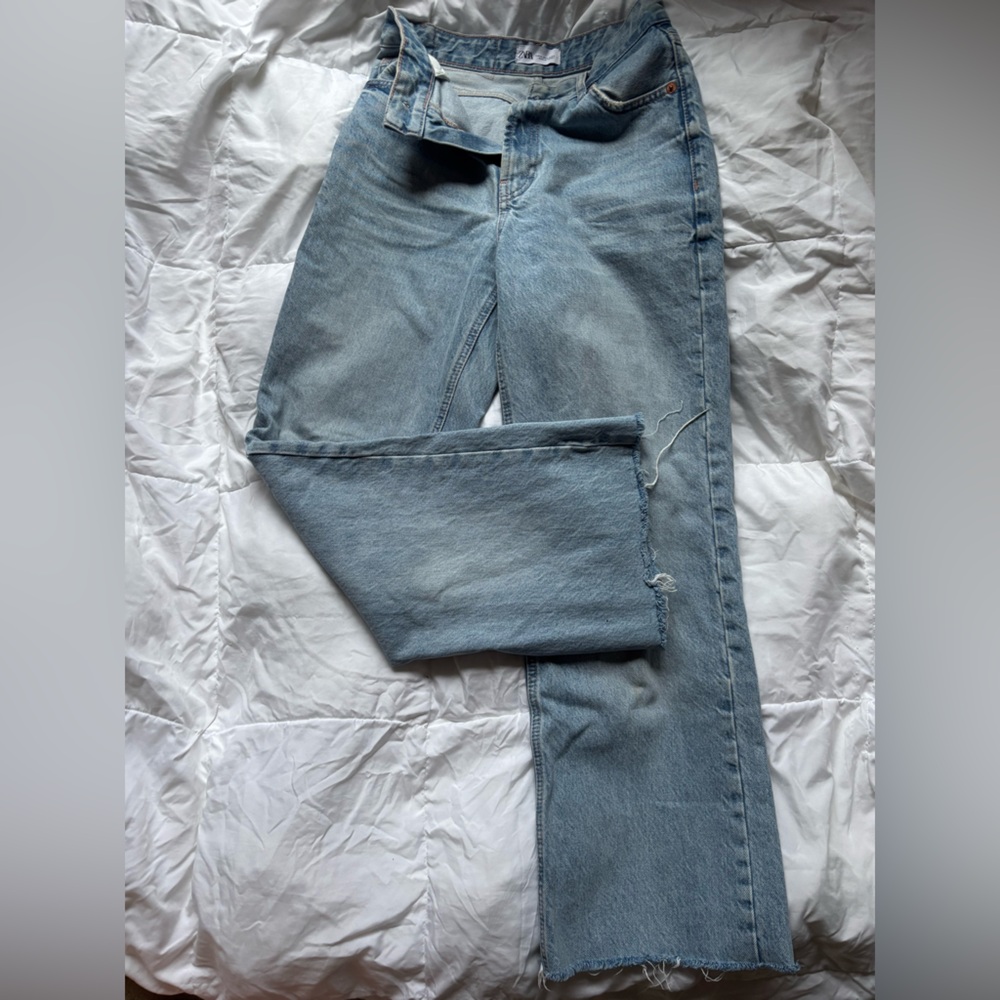 Zara Women’s Light Blue Bootcut Jeans